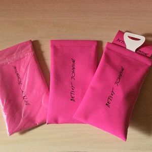 3 Betsey Johnson glasses sunglasses holder case